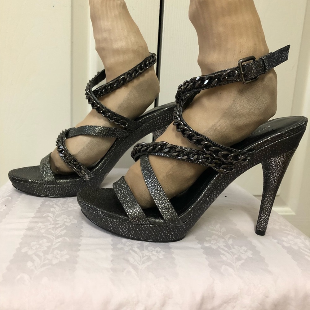 Bcbgeneration Silver Metallic Strap Sandals Sz 10b - image 5